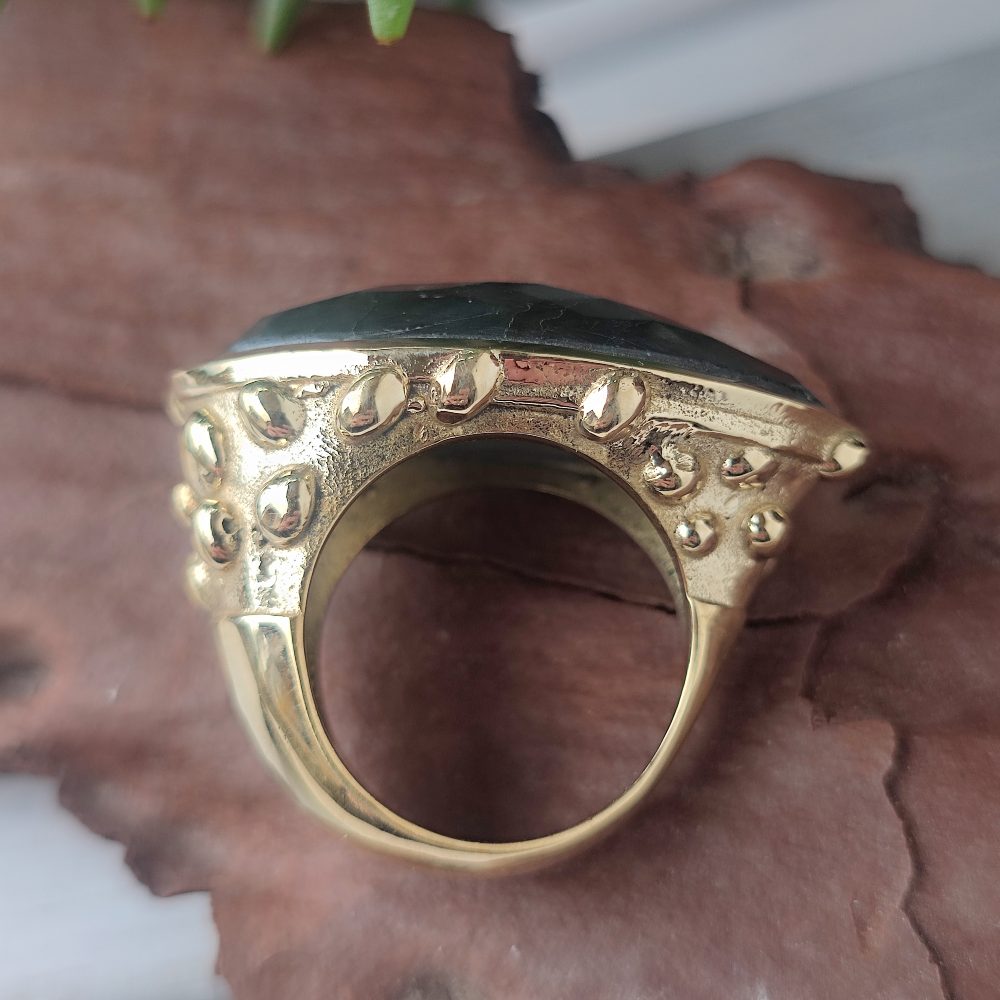 ANELLO artigianale in ottone con PIETRA - BINDU