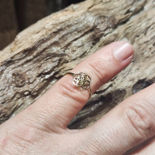 Handcrafted brass RING - FLOWER OF LIFE mini