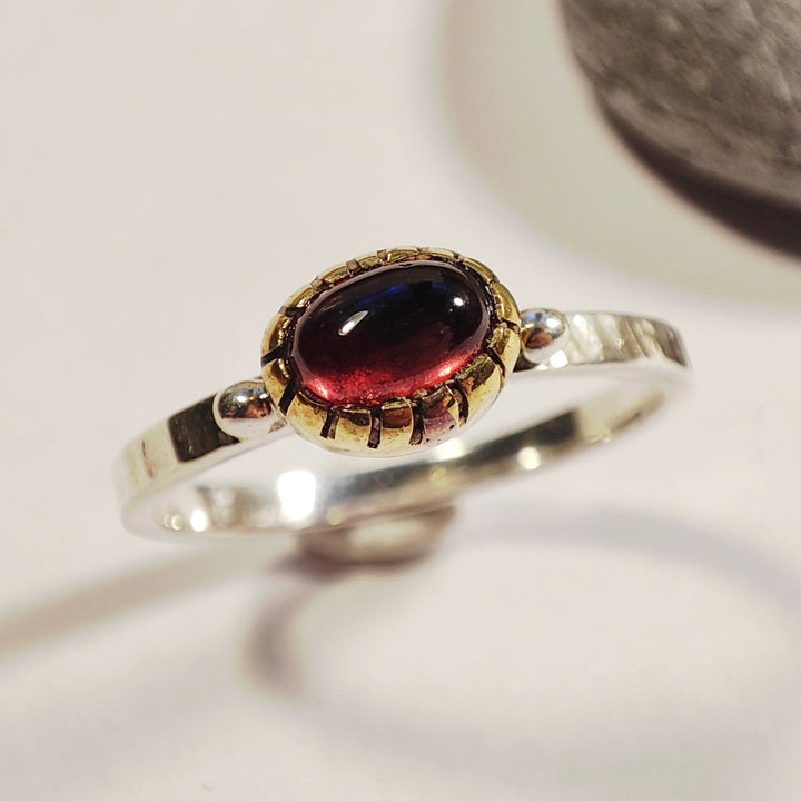 Anello con granato e argento 925 Bijnot