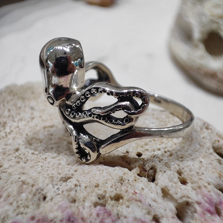 Anello con polpo artigianale in argento 925 - OCTO
