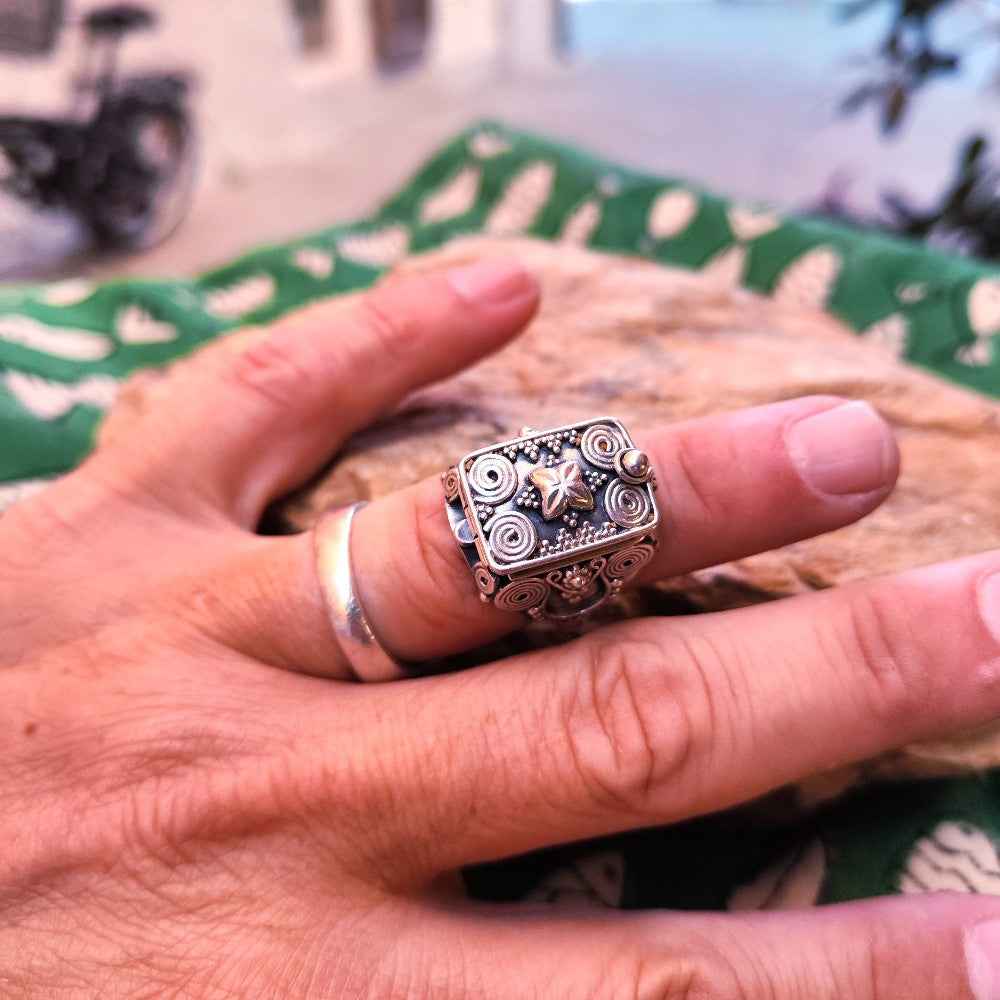 ANELLO PONDA argento 925 veleno puntinato