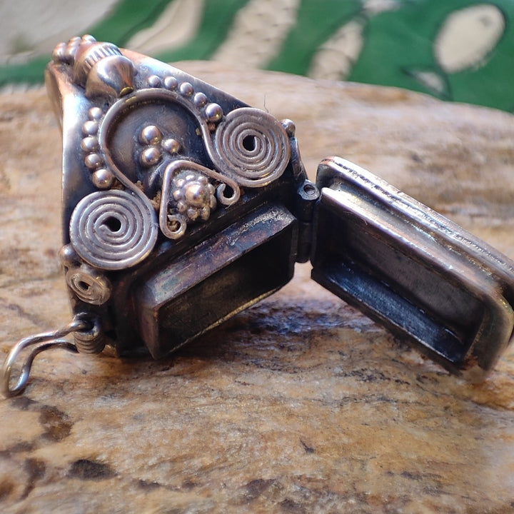 ANELLO PONDA argento 925 veleno puntinato