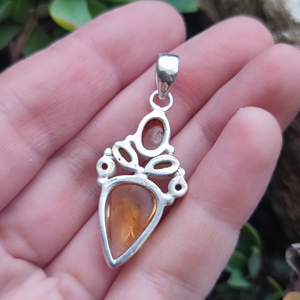 Ciondolo etnico in argento 925 con pietra - CHICHARI