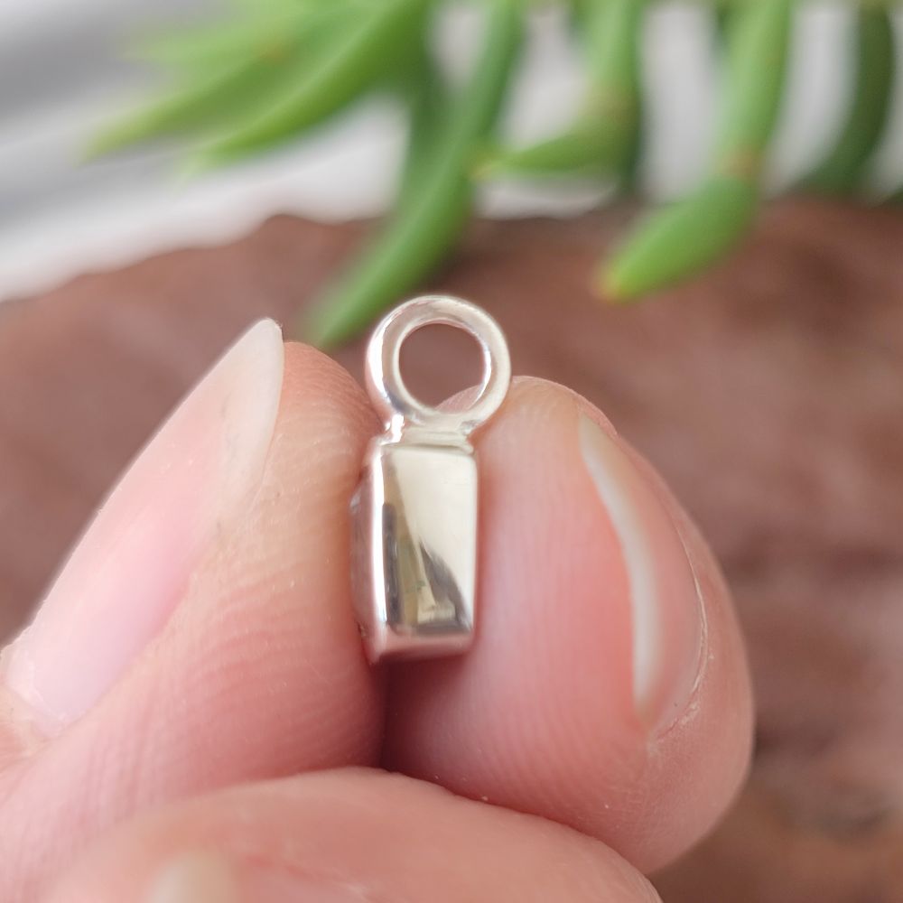 Ciondolo dado in argento 925 con pietra - KURDEG