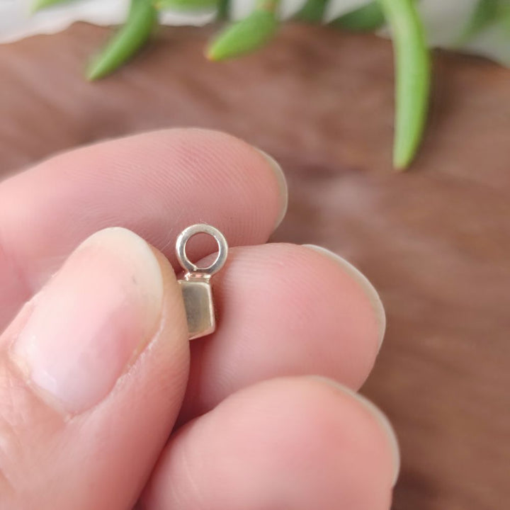 Ciondolo dado in argento 925 con pietra - SEDAWA