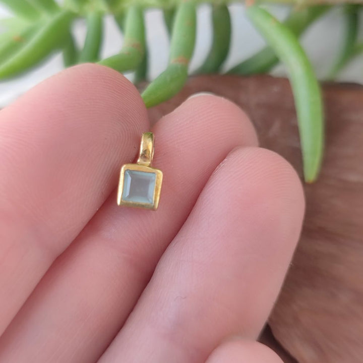 Ciondolo dado in argento 925 con pietra - SEDAWA