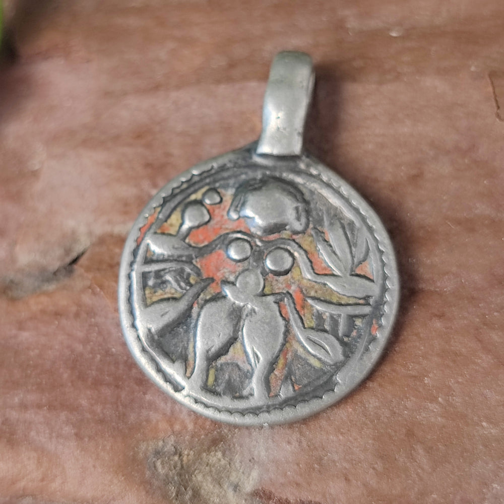 Ciondolo in argento antico con divinità Shiva - KHAINGARH