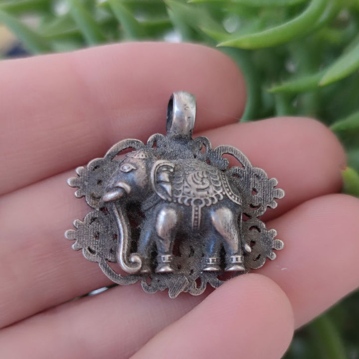Ciondolo elefante in argento 925 - ODRARIPUR