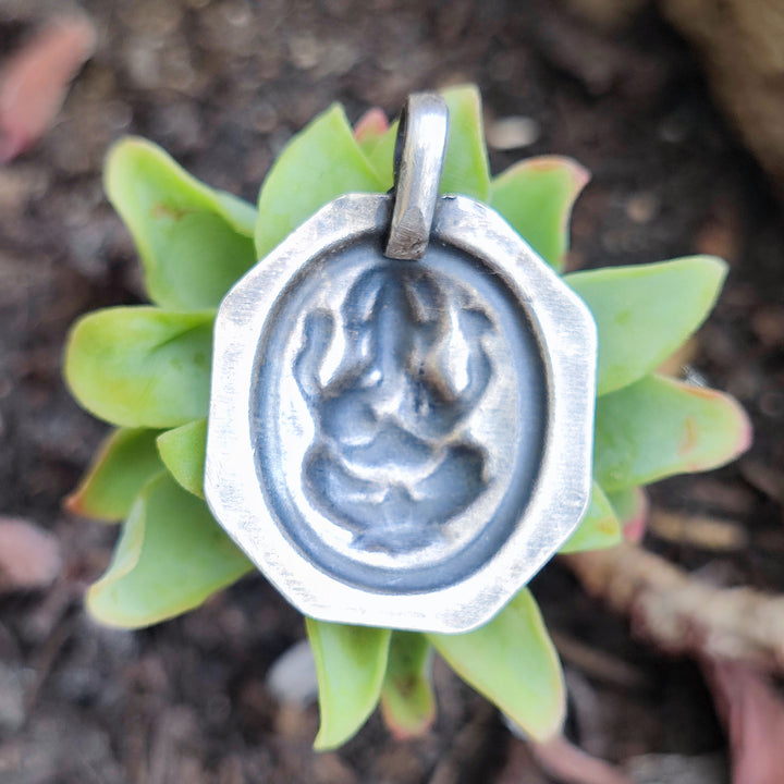 Ciondolo in argento antico con Ganesh - BATANWARI