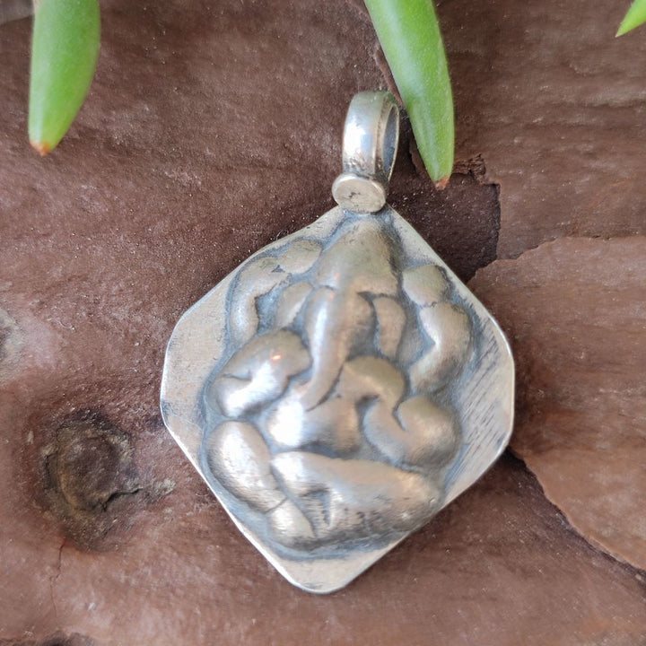 Ciondolo in argento antico con Ganesh - POTKA