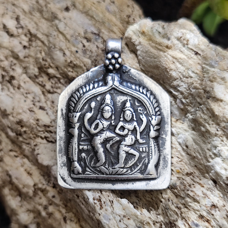 Ciondolo in argento antico con Shiva Nataraja - KHARWANDI