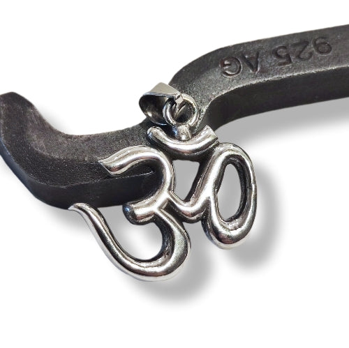 ETHNIC pendant in 925 silver with OM - RAJGIR