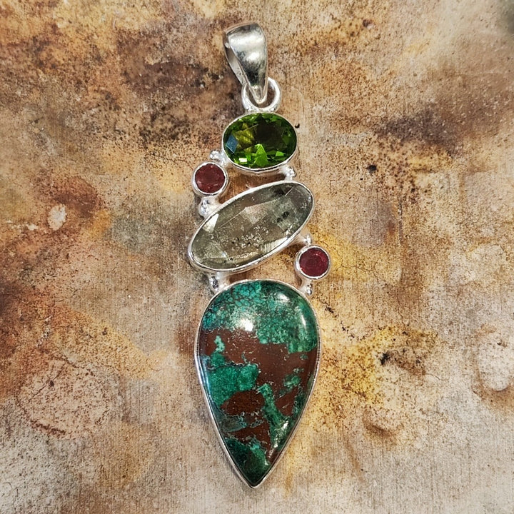 Ethnischer Anhänger aus 925er Silber mit Stein - IDAR