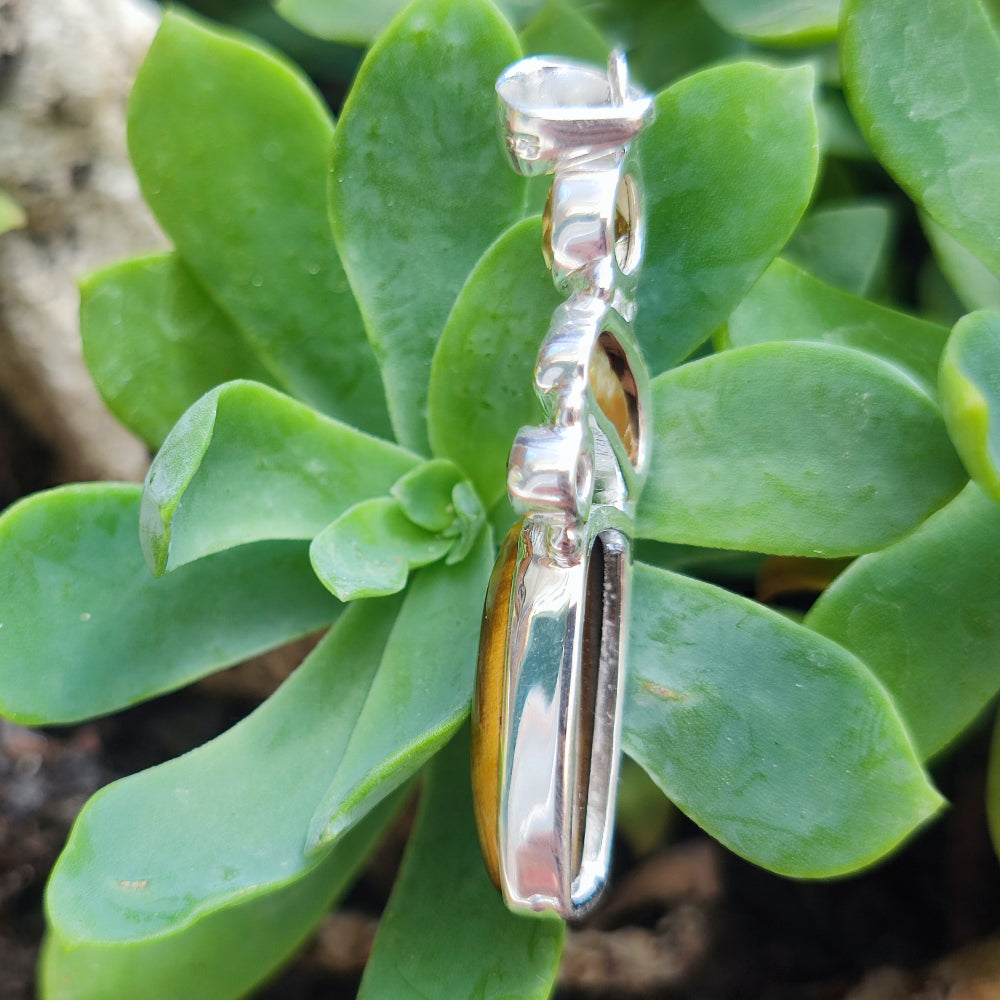 Ciondolo etnico in argento 925 con pietra - GOLAPANDRI