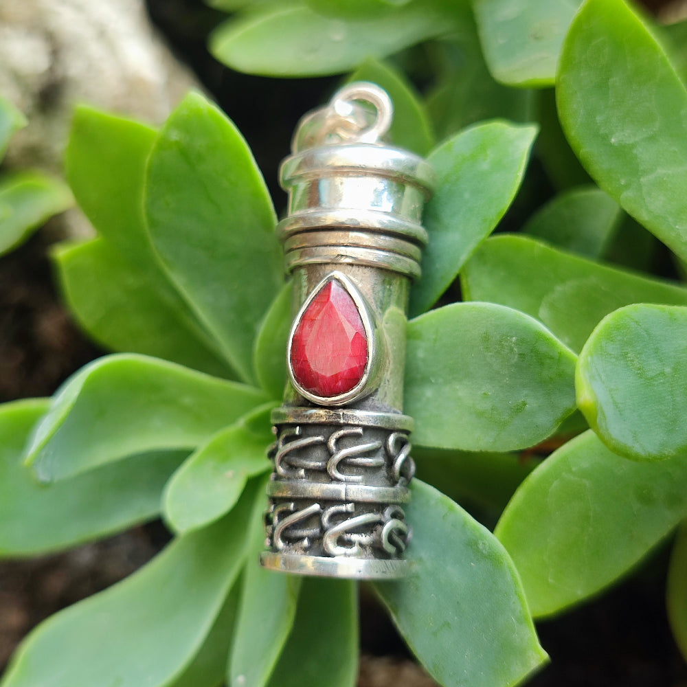 Ciondolo porta profumo in argento 925 con pietra - PACHORE