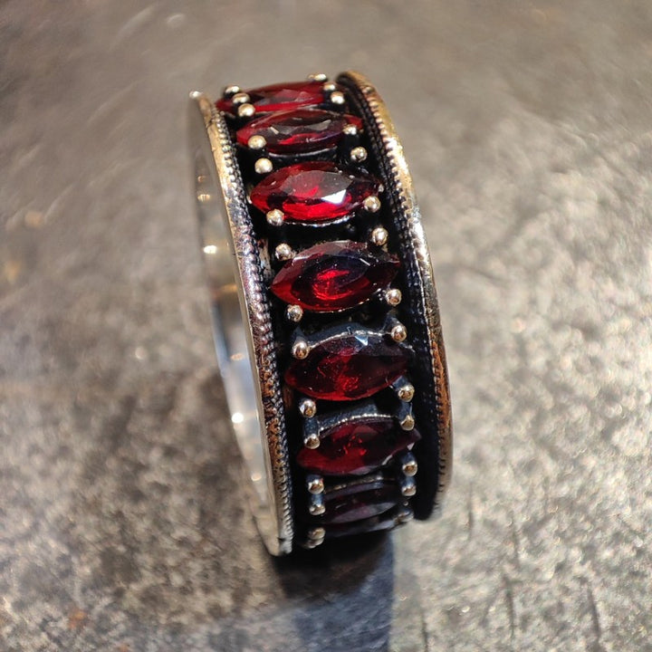 Anello artigianale fascia in argento 925 con pietra - MALAMPUR