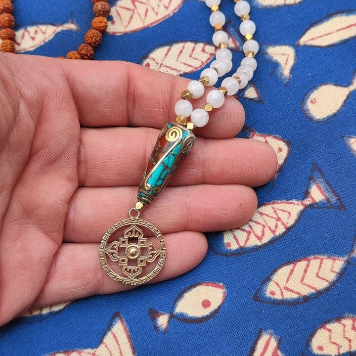 Japa Mala DORJE con Rudraksha e Pietra di luna - KARTIK