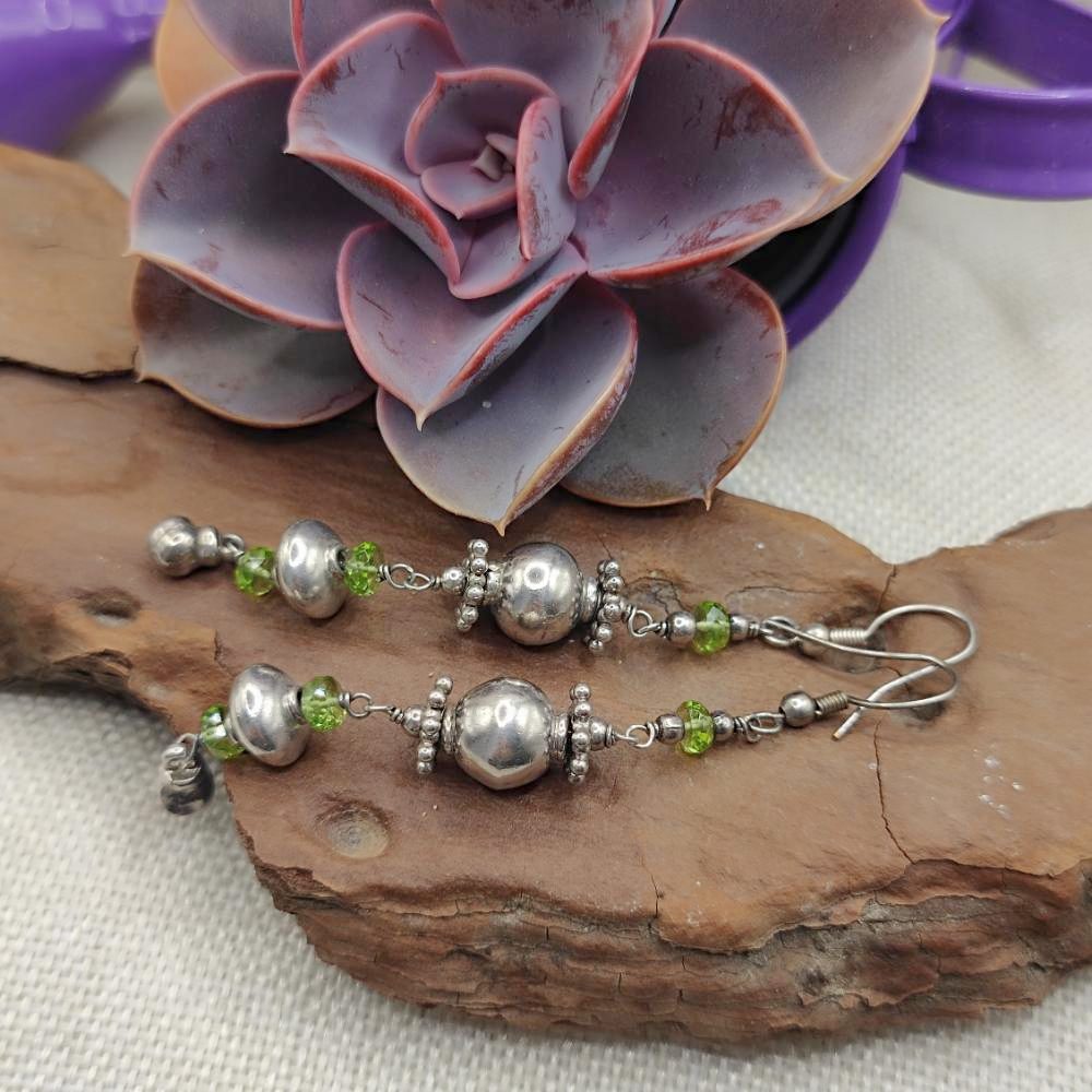 Orecchini in argento 925 con peridoto - CHARULATA