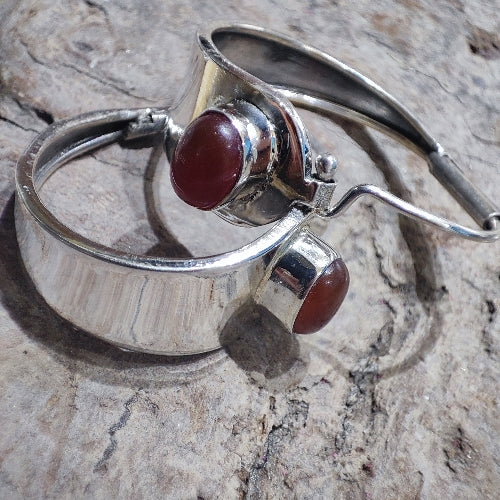 Handmade 925 Silver Earrings with Stone - MANDALAVADI
