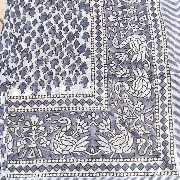 Pareo - UDAY handmade cotton scarf with tribal patterns - Beach towel