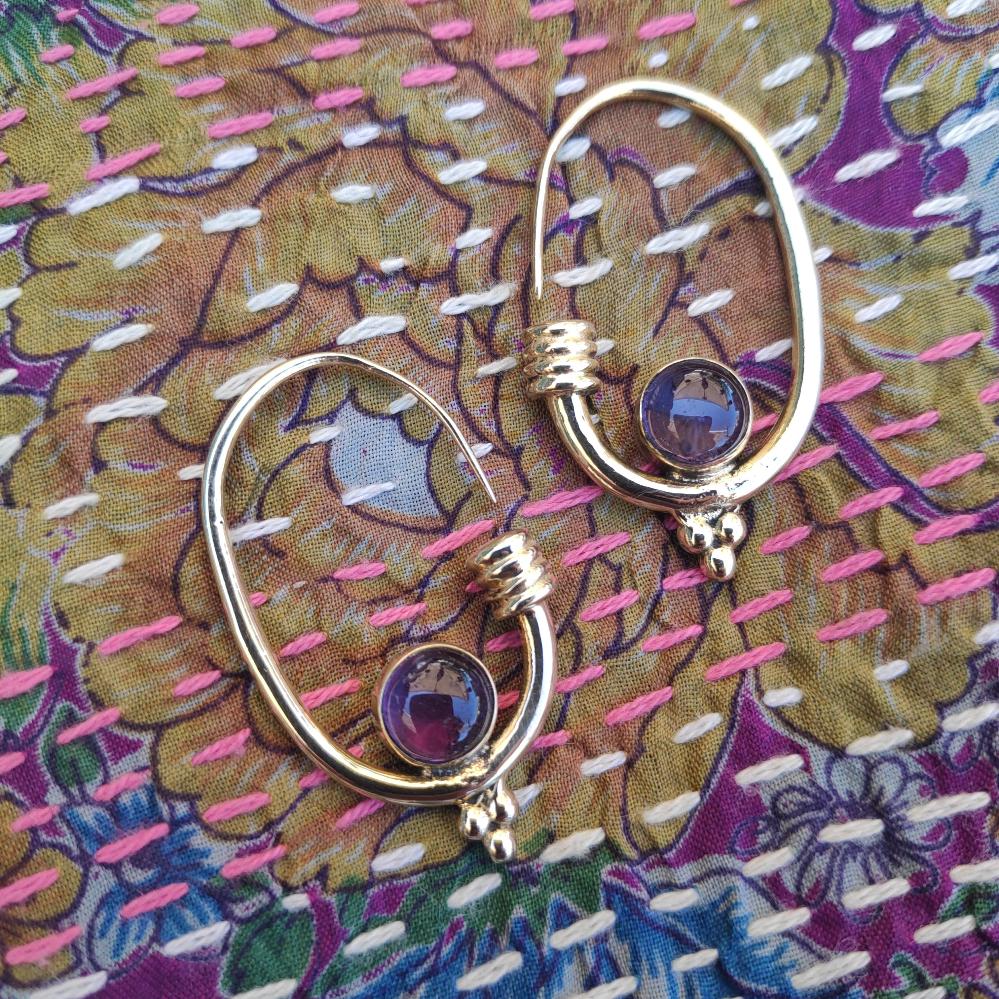 ETHNISCHE OHRRINGE Karneol-OHRRINGE aus poliertem Messing