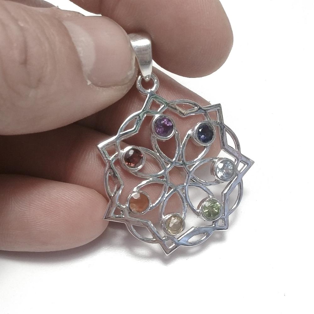 CIONDOLO PIETRA | in argento 925 con pietre CHAKRA | GIOIELLI ARGENTO