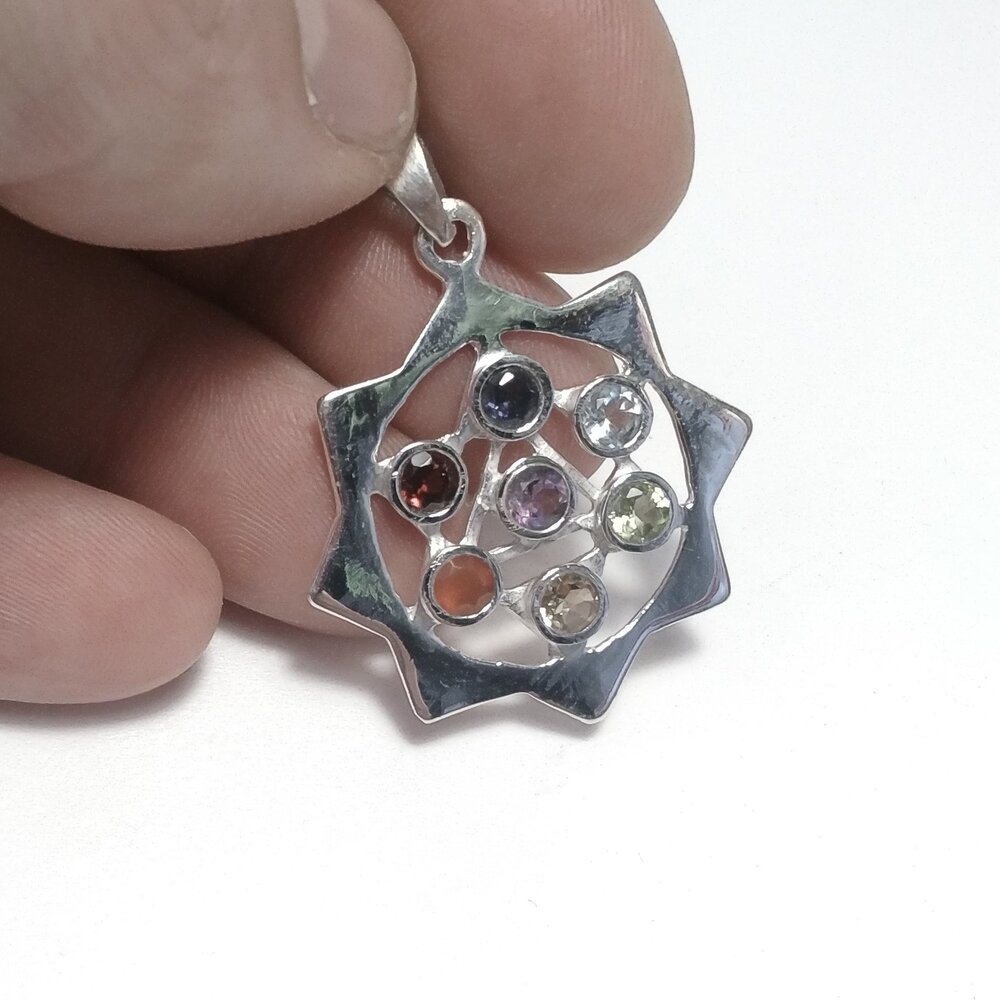 CIONDOLO in argento 925 con pietre - CHAKRA