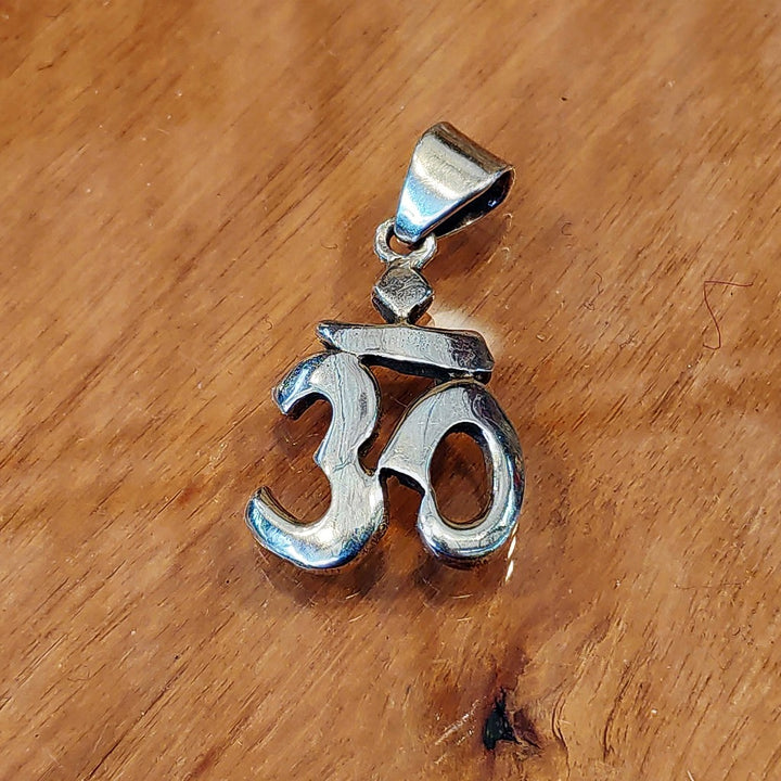 Ciondolo OM in argento 925 piccolo - TULSIPUR
