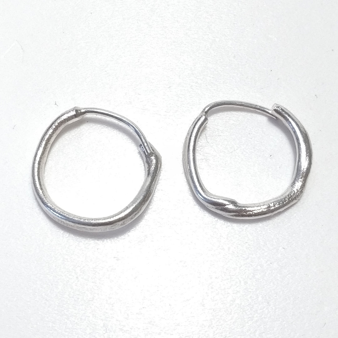 The circle of life - the earring | EARRINGS handmade in silver
