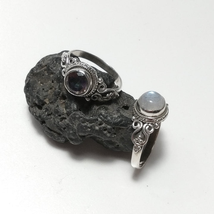ANELLO artigianalein argento 925 con Pietra di Luna | GIOIELLI CON PIETRE