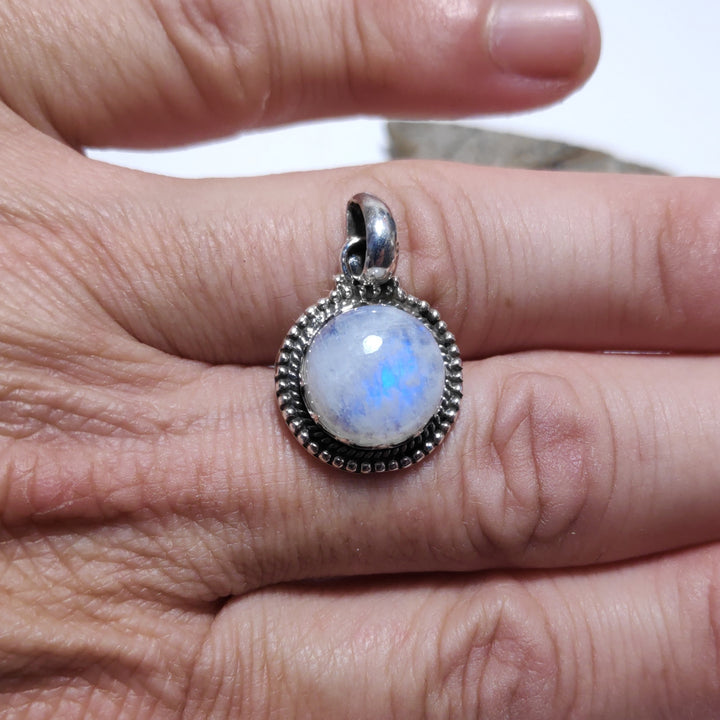 Ciondolo pietra di luna in argento