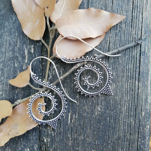 ORECCHINI etnici GAJA in ottone senza pietra | ORECCHINI etnici in ottone | ilmondodiwit.com