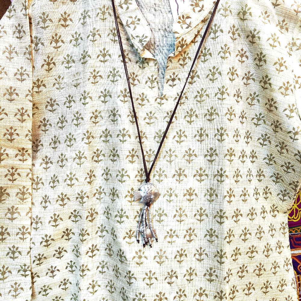 Collana etnica con PESCE in argento 925 - LARA