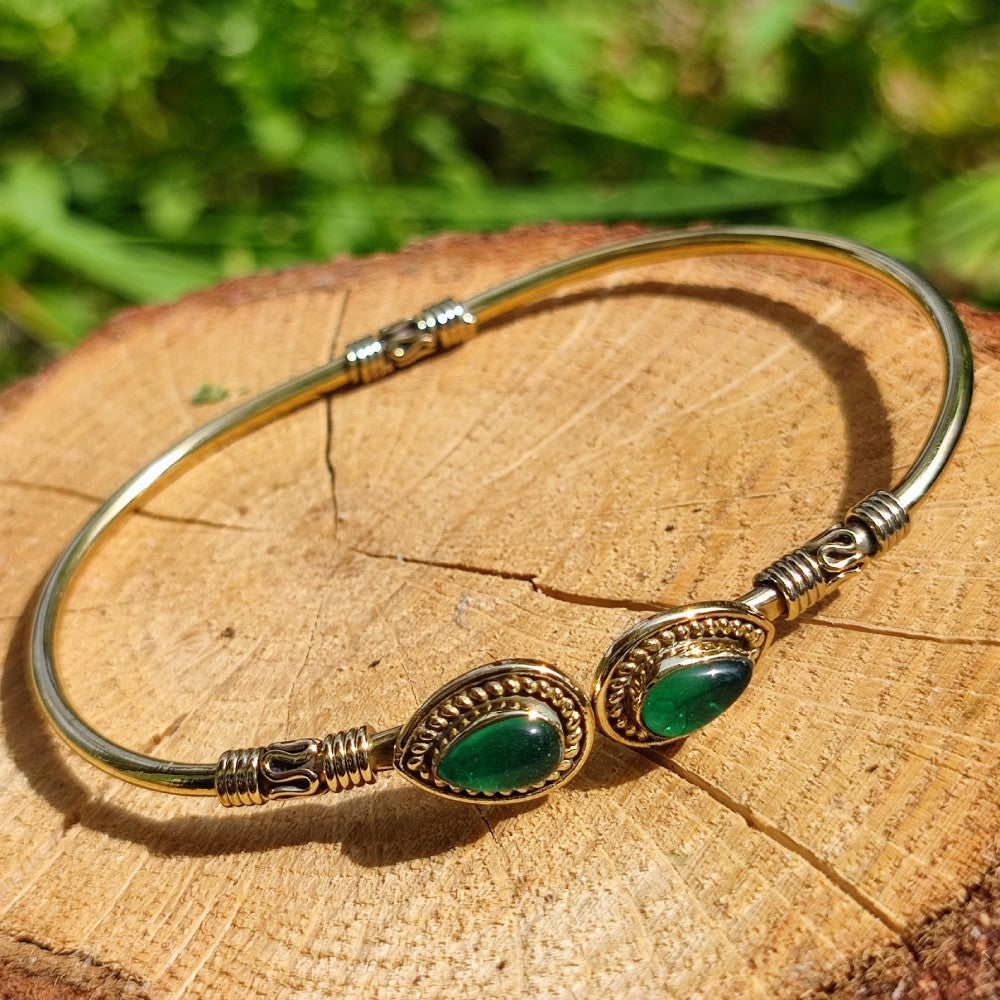 Utkarsh Bracciale indiano in ottone con pietra
