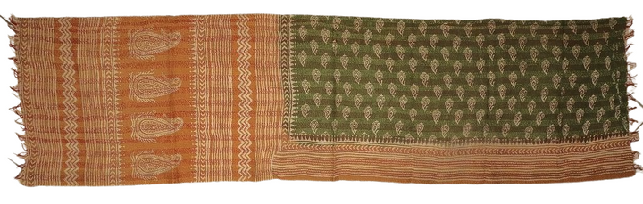 Sciarpa KANTHA con tessuti vintage misto seta ricamo a mano verde ganesh