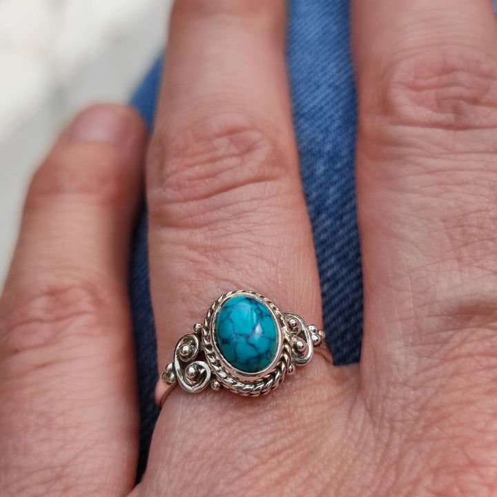 Anello NAWAL argento 925 con pietra ovale turchese