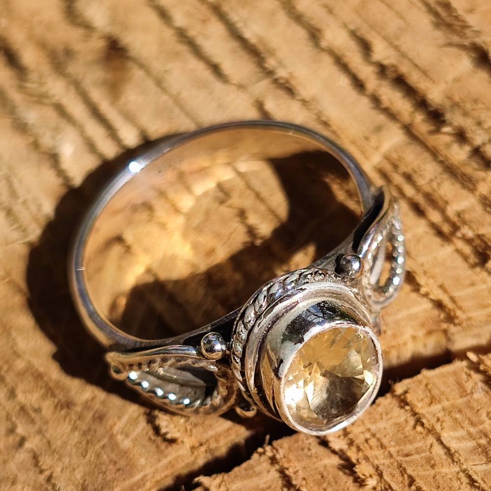 Anello ANJAN in argento 925 con pietra quarzo citrino