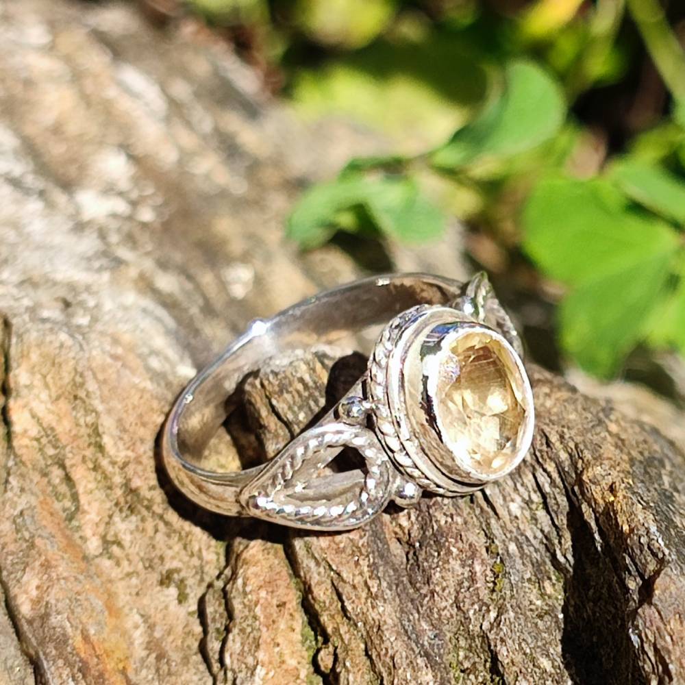 Anello ANJAN in argento 925 con pietra quarzo citrino