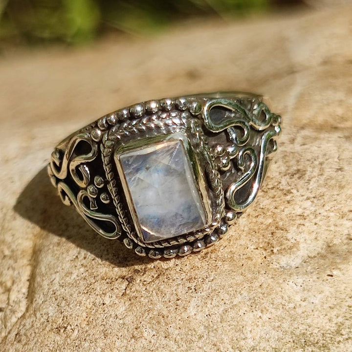 Anello con pietra in argento 925 ANANTRAM pietra di luna