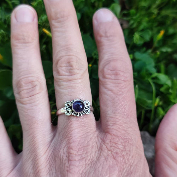 Anello in argento 925 con pietra HEMANG ametista