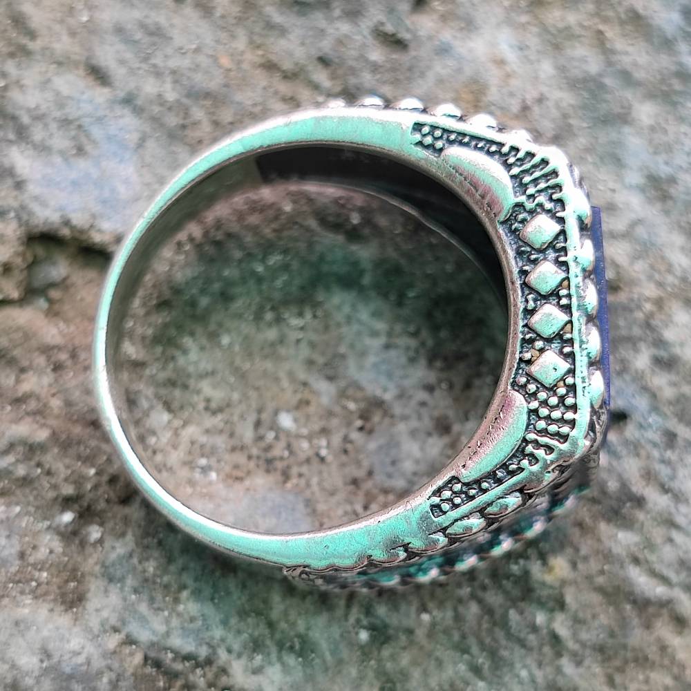 Anello etnico in argento 925 con pietra - TAWARKI