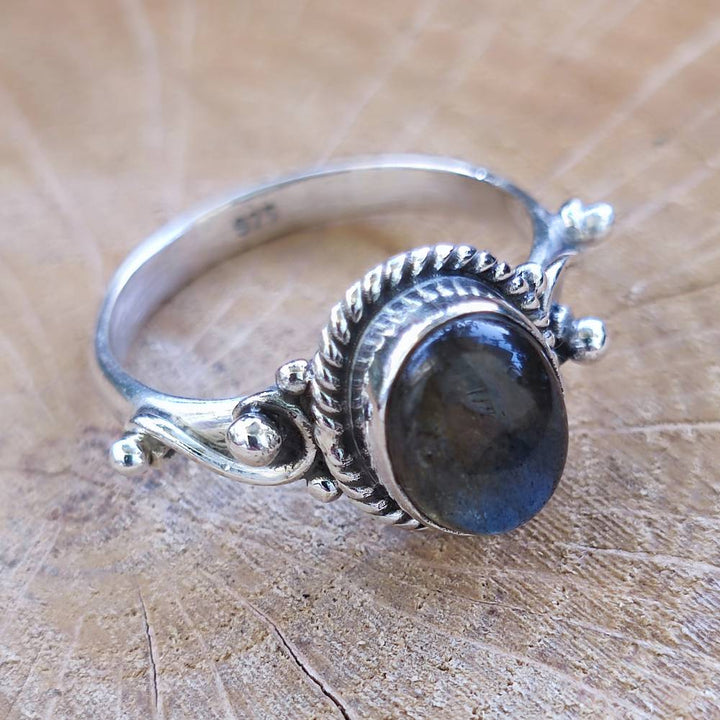 Anello con pietra in argento 925 - DHRUV