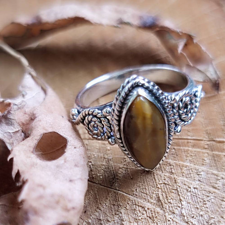 Anello argento 925 con pietra ovale - BASUPALI occhio di tigre