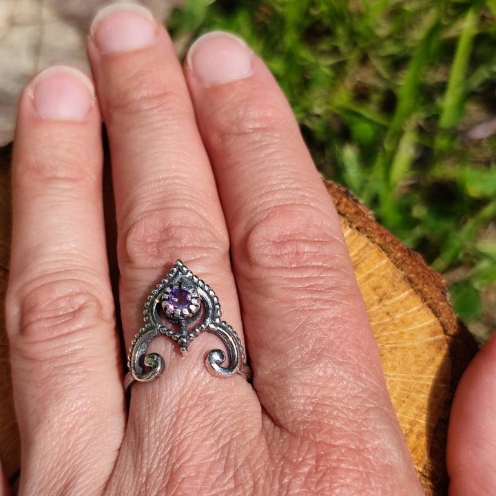 Anello con pietra in argento 925 AMBUJ ametista