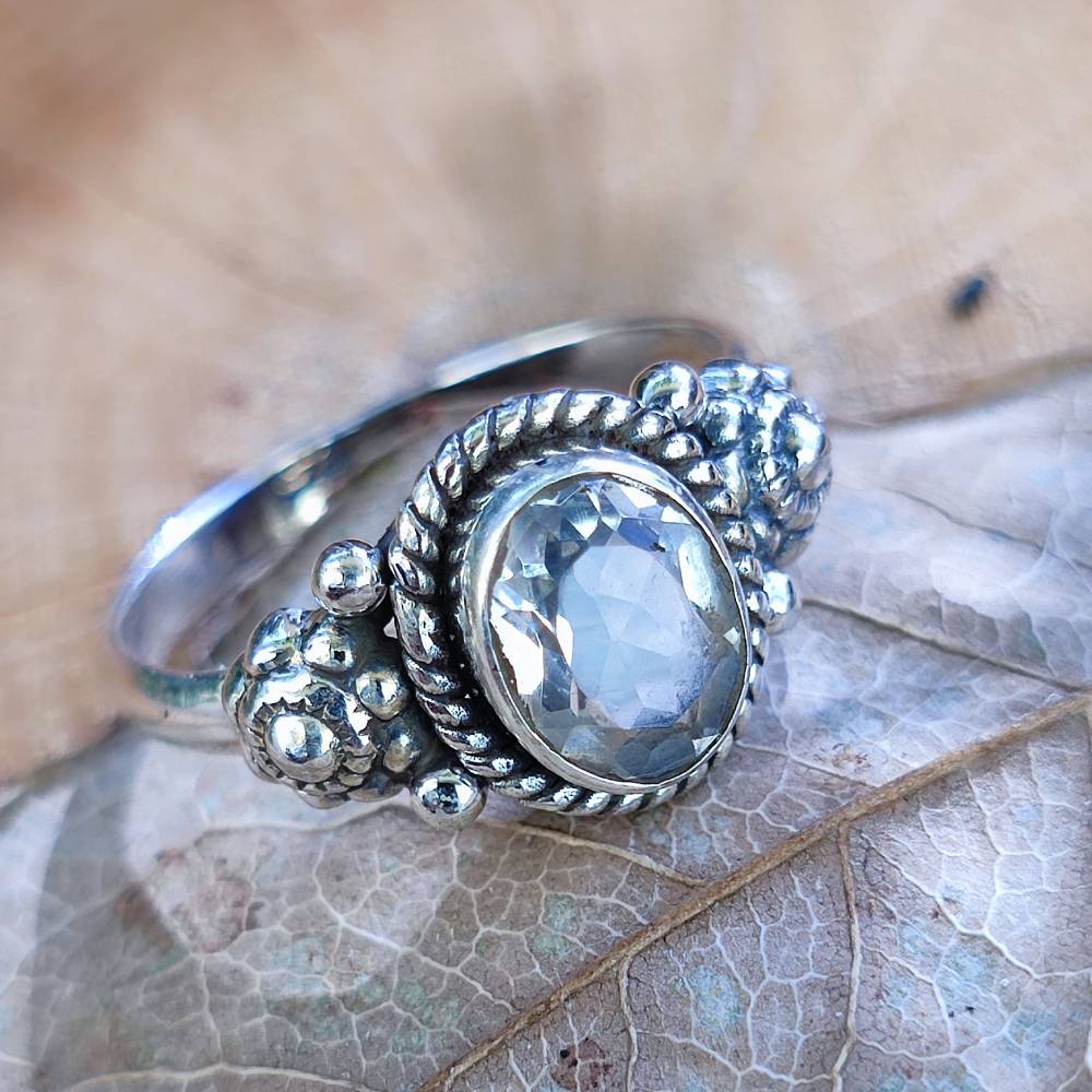 Anello con pietra in argento 925 - DHARMENDRA β cristallo di rocca