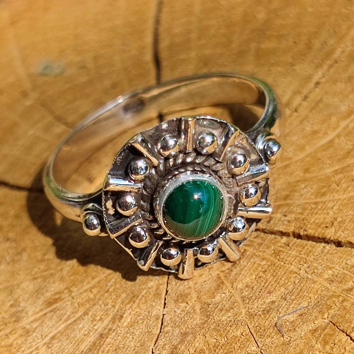 Anello in argento 925 con pietra GURNAM malachite