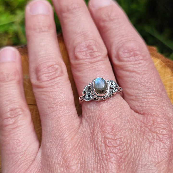 Anello con pietra in argento 925 GEET Labradorite