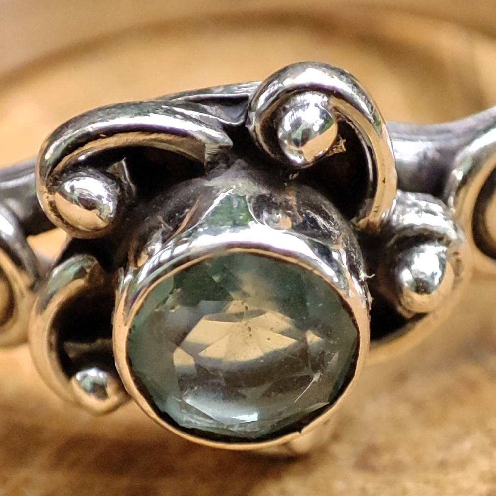 Anello con pietra in argento 925 GURUDAS topazio azzurro