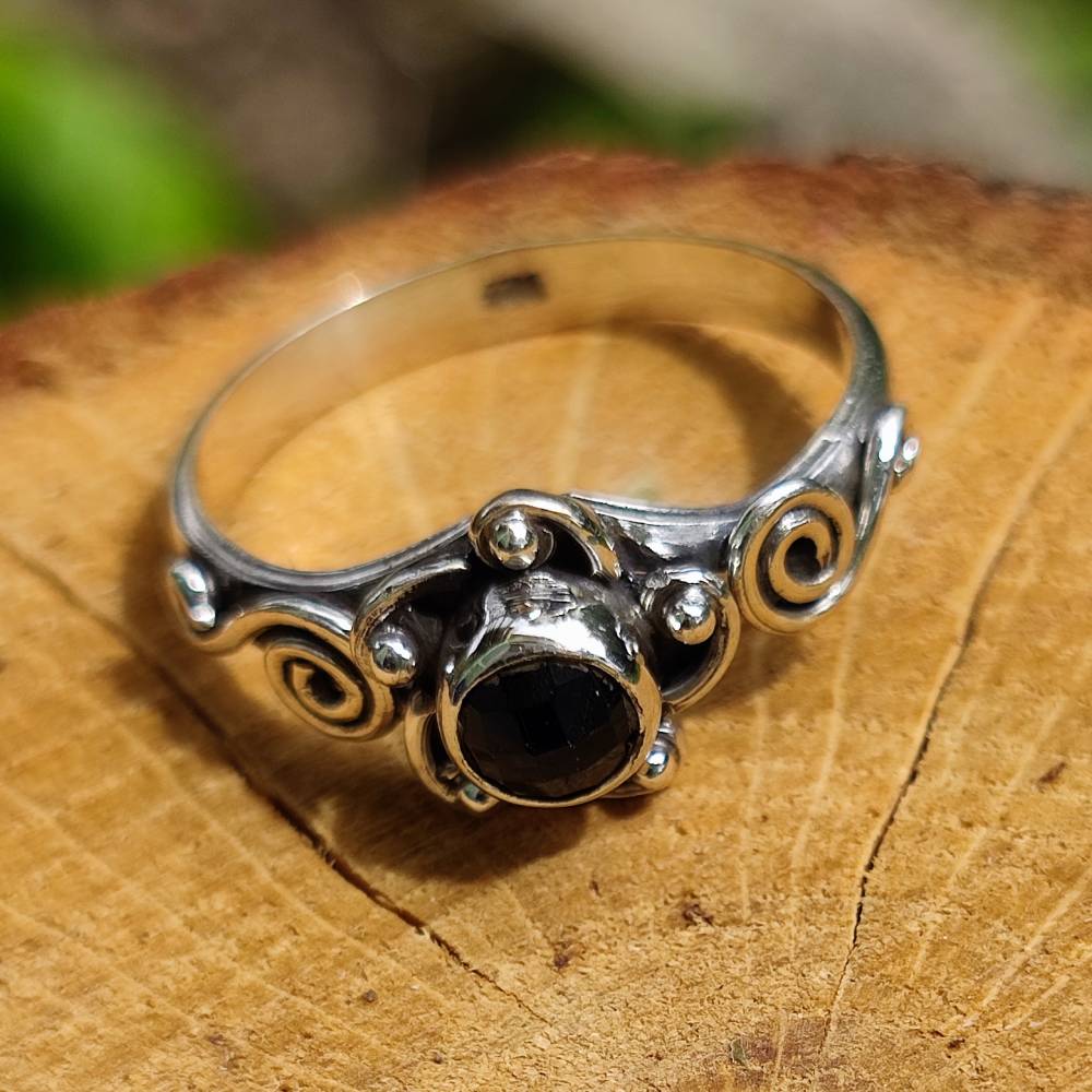 Anello con pietra in argento 925 GURUDAS onice nero