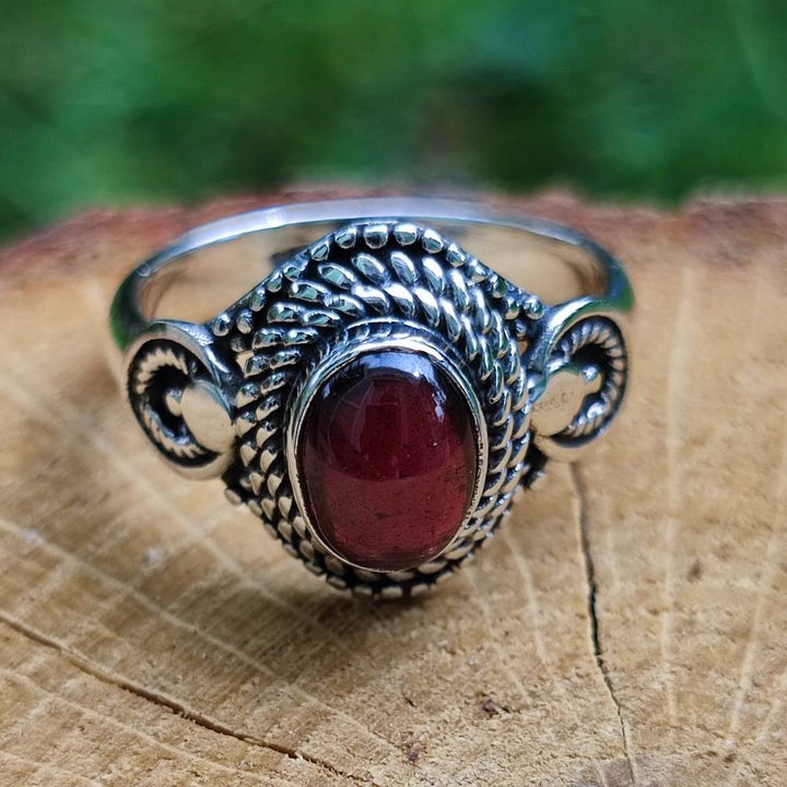 Anello con pietra in argento 925 KAMBOJ granato